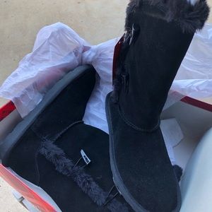 Women’s Genuine Suede Boots